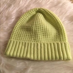 ✖️J Crew lime green beanie ✨
